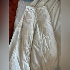 Express white jeans!